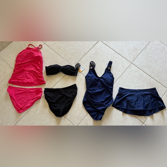 Large Bathing Suits - Picture 1 of 3